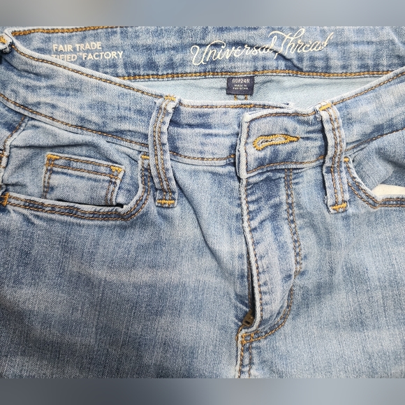 Woman's Universal Thread Jeans Size 00/24R - Picture 4 of 5